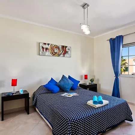 2 Villa Pêra